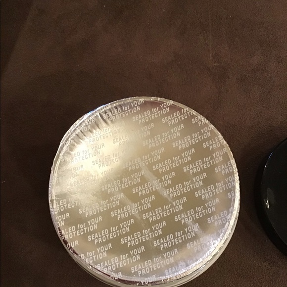 🌷WORLD MARKET PEPPERMINT ROSEMARY SALTS SCRUB NWT - Picture 2 of 3